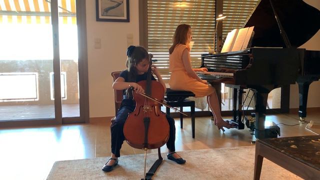 Polina Vengerova plays Gavotte Popper смотреть онлайн