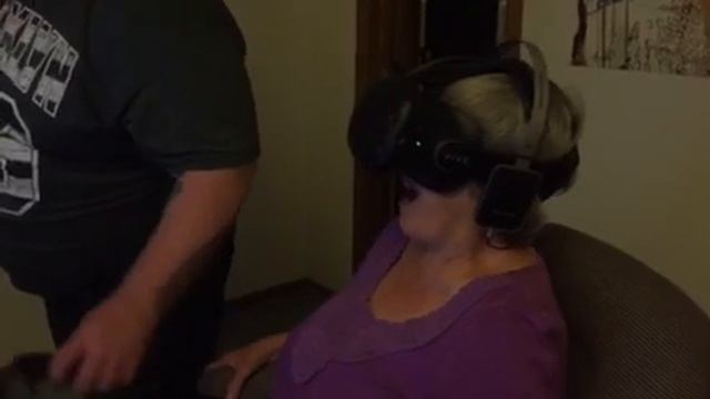 Mom freaks out on the Ultimate Booster Experience смотреть онлайн