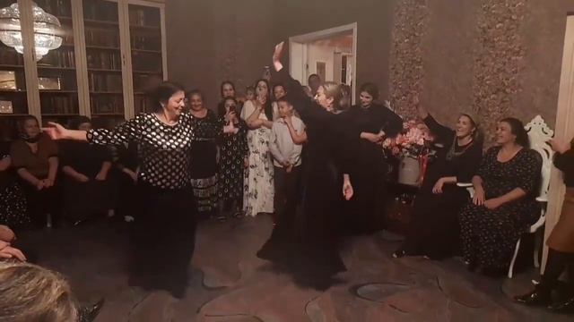 Цыганки танцуют дома ⚜️⚜️⚜️ смотреть онлайн