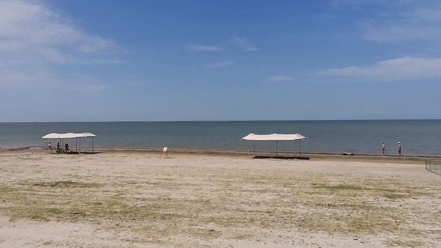 Приморско-Ахтарск. Краткий обзор цен на рынке и набережной.