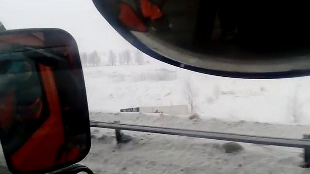 Фура ушла с откоса на 96 километре трассы Ленинск-Кузнецкий - Новокузнецк