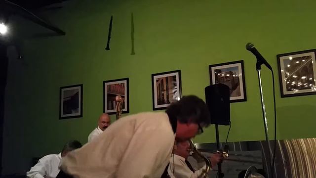 St. Peter Street Stompers Jazz Band смотреть онлайн