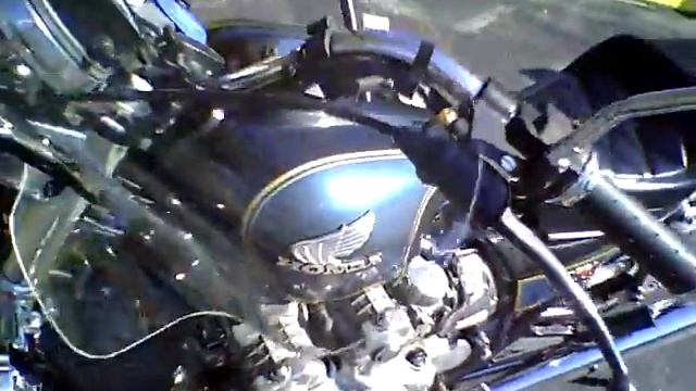 81 Honda CB 750 Custom смотреть онлайн