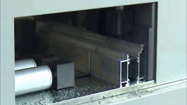 R1 - пила для тактовой резки алюминиевого профиля. смотреть онлайн