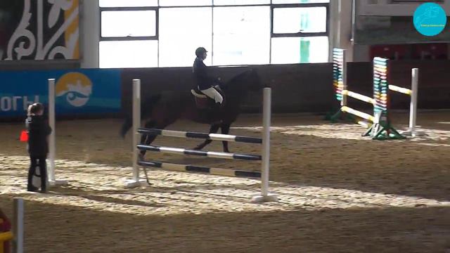 Соколенко Раиса и Голден, молодые лошади 5-лет, до 120 см. Кубок КСК Аргымак, Астана, 26-02-2023. смотреть онлайн