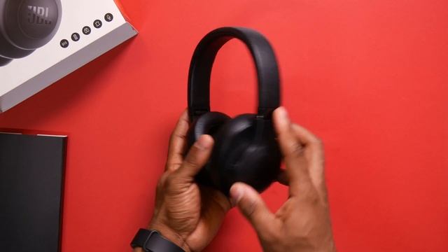 JBL E500BT Headphones Unboxing & First Look смотреть онлайн