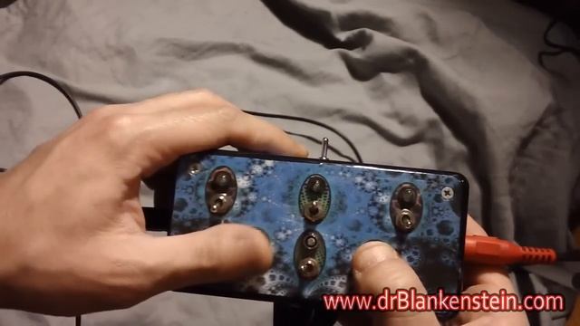 "Sonic Crusher" Mini - Circuit Bent Effects Processor / Bit Crusher смотреть онлайн
