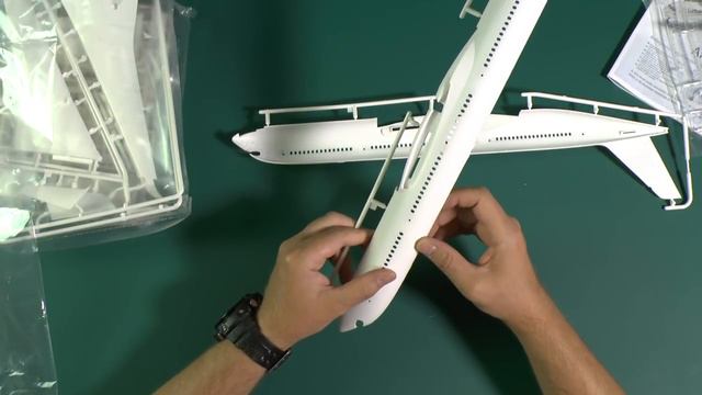 Airbus A350-900 :: 1/144 :: Revell :: Распаковка и обзор