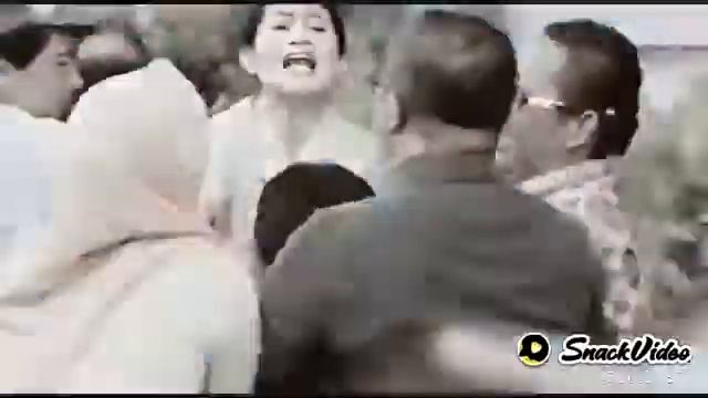 Tarung brutal anak sma lagi upacara смотреть онлайн
