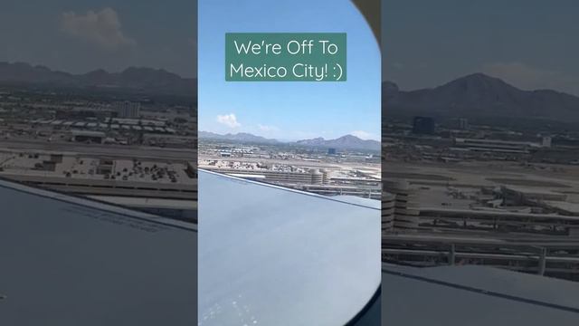 We're Off to Mexico City! смотреть онлайн