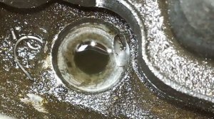 Volkswagen Touareg V6 3L сломалась свеча накала удаление