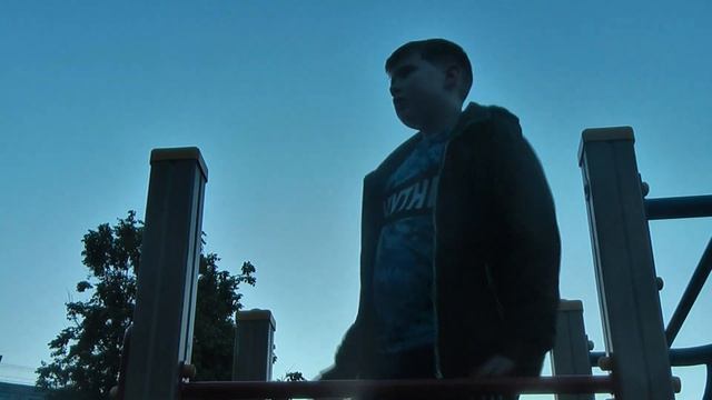 Я прохожу испытания на территории школы №86 смотреть онлайн