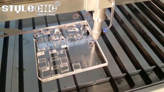 Лазерный станок резать 20mm Акрил смотреть онлайн