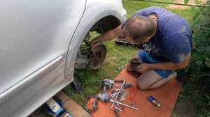 Замена ступицы заднего колеса Mercedes W169  Mercedes W245