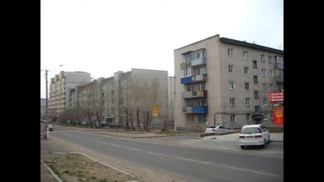 Разруха и развалины в центре российского города