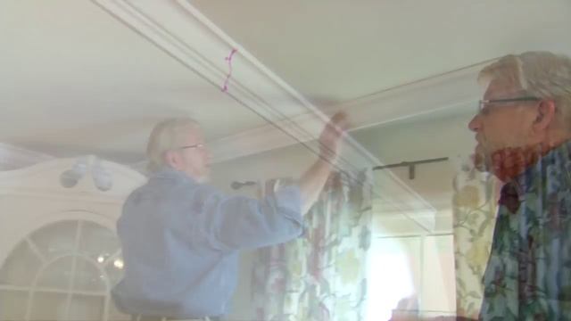 Install foam crown molding with Ron Hazelton's House Calls. A beginner or pro can do it in hours! смотреть онлайн