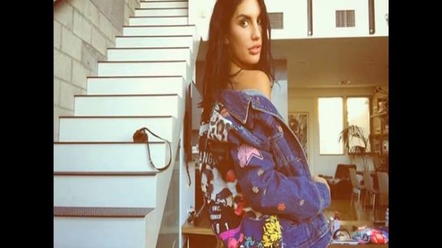 August Ames!! смотреть онлайн