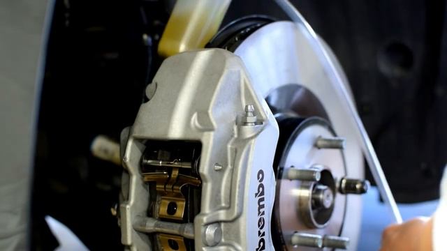 CHEAPEST BREMBOS EVER!!!! + FRANKENBRAKES смотреть онлайн
