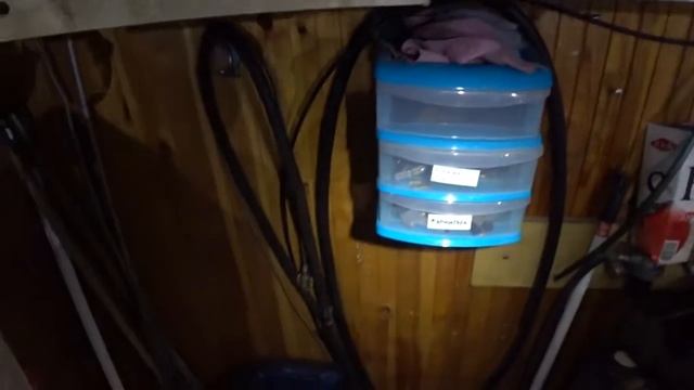 Лайфхак: очистка топлива перед заправкой в топливный бак смотреть онлайн