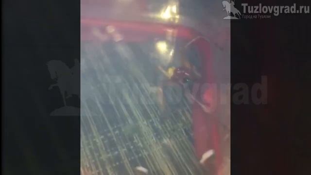 Во двор к жителю Новочеркасска залез ядовитый паук смотреть онлайн