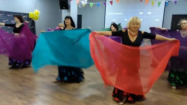 Восточный танец Тренер Куприянова Т смотреть онлайн