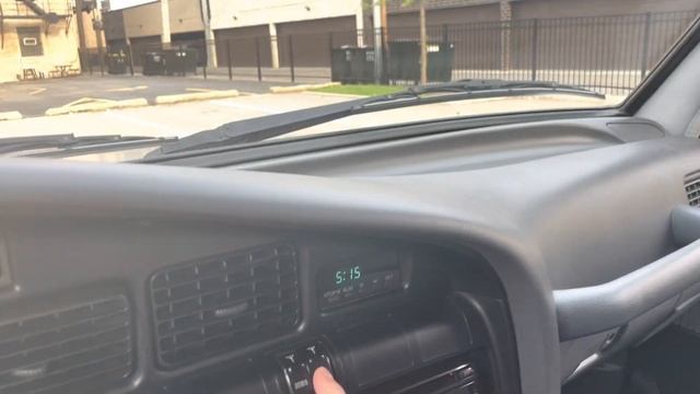 1994 Toyota Land Cruiser HDJ80 VX Turbodiesel 5-Speed - Interior Pt.1