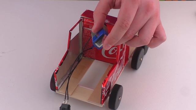How To Make Coca Cola Trucks with DC Motor смотреть онлайн