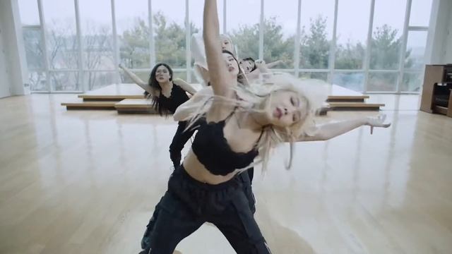 ROSÉ [ON THE GROUND]-(минус) DANCE PERFOMANCE VIDEO. смотреть онлайн