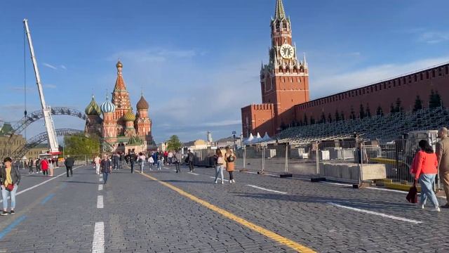 Прогулка по Москве Храм Матроны, Красная Площадь, Гум, Цум, Большой театр и самое вкусное мороженно смотреть онлайн