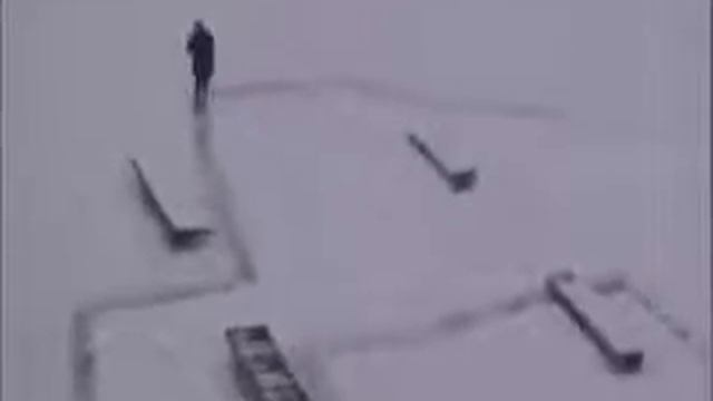 Расчистил снег хД смотреть онлайн