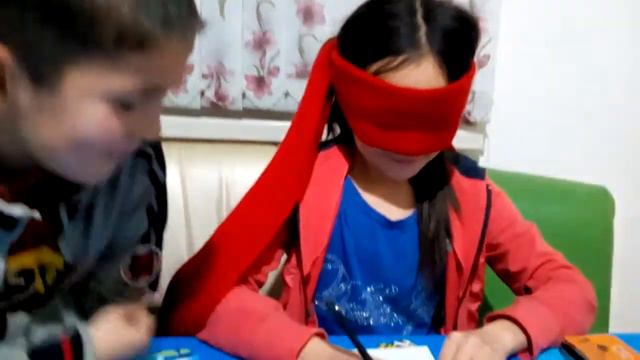 Көз жұмып сурет салу😂😂😂😂😂😅😅😅😅 смотреть онлайн