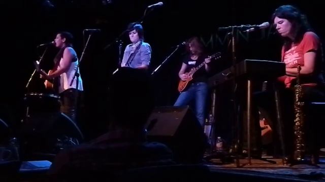 ag, garrison starr & maia sharp (w/ linda taylor), 9/26/12; jammin' java: "wrecking ball" смотреть онлайн