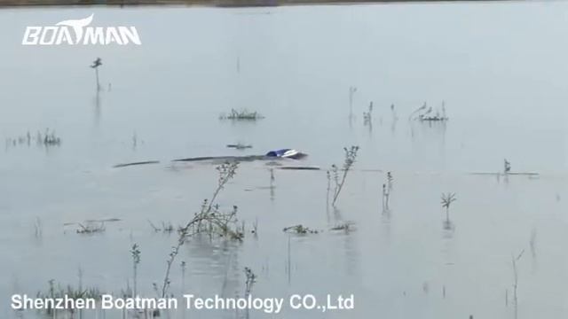 Обзор кораблика для завоза прикормки и приманок Boatman MINI 1A смотреть онлайн