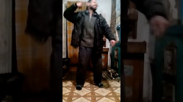 Клёва танцует правда? смотреть онлайн