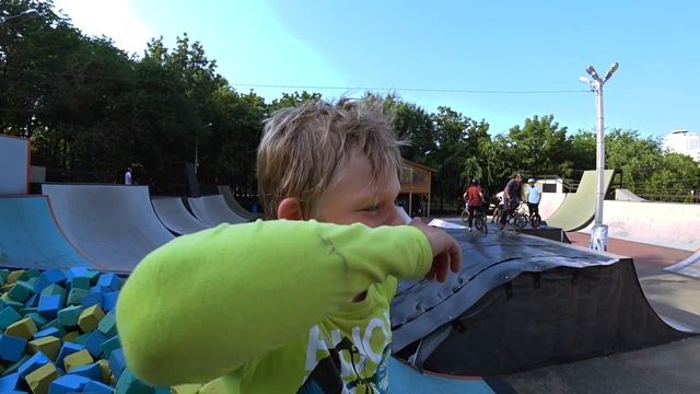 BMX ЛАГЕРЬ - БЭКФЛИП ЗА ДЕНЬ смотреть онлайн