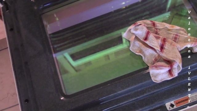 Как ИЗБЕЖАТЬ сильного загрязнения духовки ? Как отмыть загрязненную духовку ? смотреть онлайн