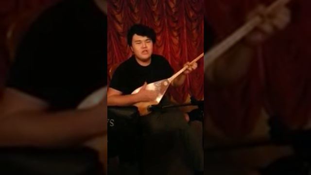 Баралмадым касына, бол жанымда, 4 татарина на домбре!!! Жанат Мұқан & Ерболат Зейнелов смотреть онлайн