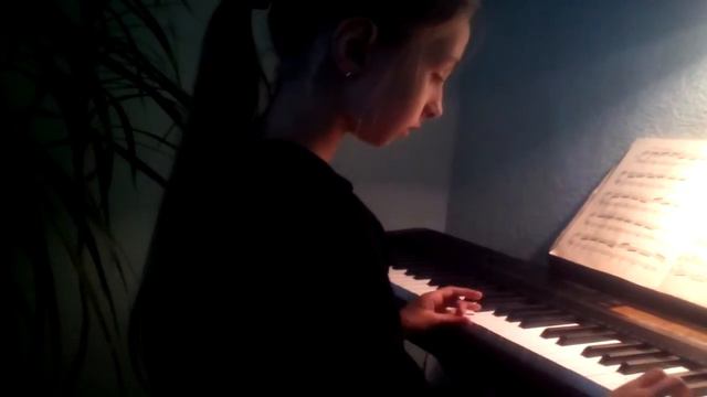 Игра на фортепиано смотреть онлайн
