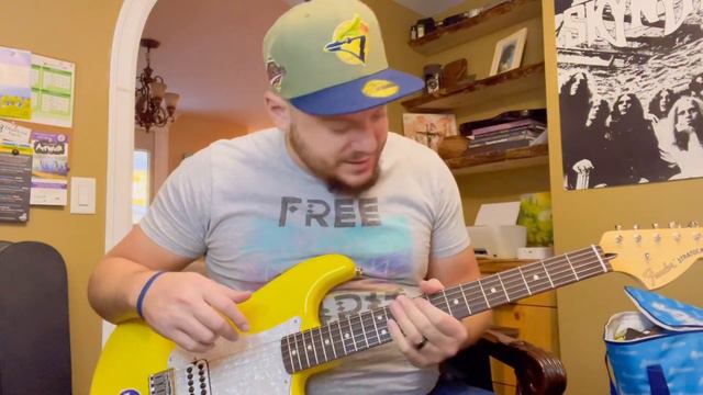 Tom Delonge Stratocaster 🎸💯 смотреть онлайн