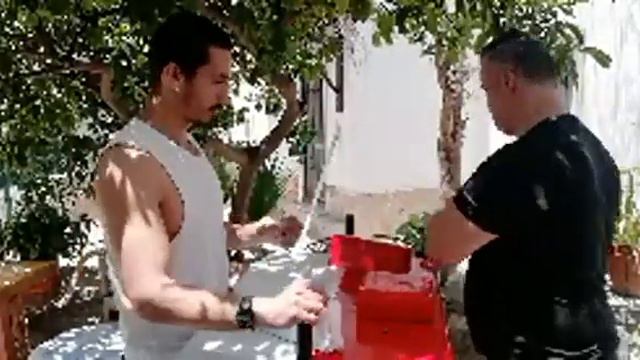 130 VS 80 MASA ANTRENMANI VE KAPIŞMA ARM WRESTLİNG TRAİNİNG AND MATCH смотреть онлайн