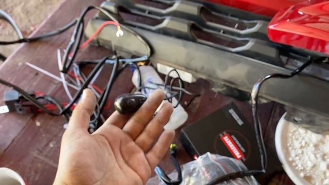 ACCESORIOS QUE TIENE QUE TENER TU SILVERADO 2022 CUSTOM || SHESHELED смотреть онлайн