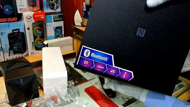 Kamra Dukan Tv Lounge Sab Hila Dy Ga - BASS Wala Kira Mar Jay Ga - F&d 2.1 F550x Multimedia Speaker смотреть онлайн