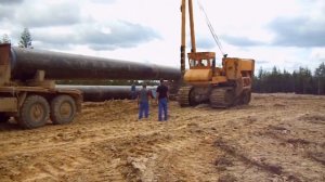 работа трубоукладчика (Сахалин 2010)