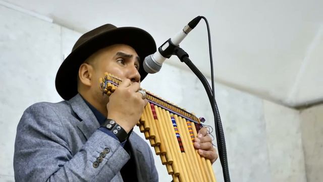 ПолинаГагарина - Смотри кавер версия на бамбуковых флейтах #МузыкаВокруг смотреть онлайн