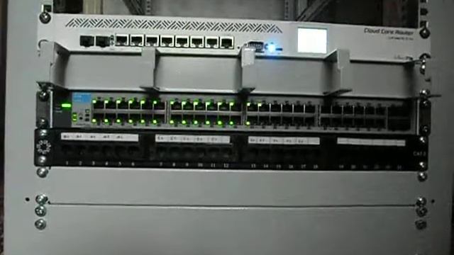 HP V1810-48G Bootstrap смотреть онлайн