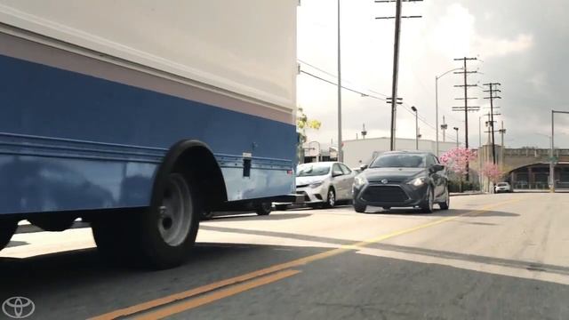 2018 Toyota Yaris iA Exterior and Interior смотреть онлайн