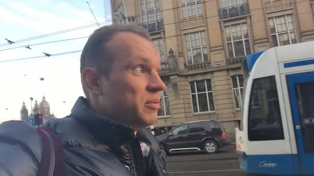 Самое главное отличие богатых и бедных (из Амстердама) смотреть онлайн