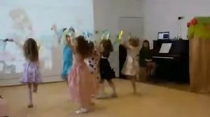 Танец „Весну звали"