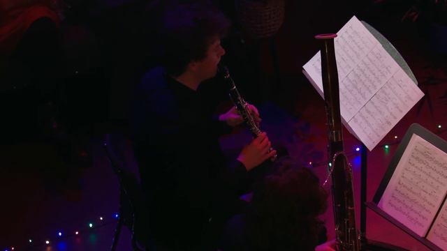 C. Debussy - Suite bergamasque IV Passepied (orch. V. Motta) смотреть онлайн