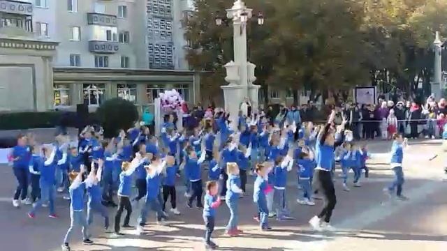 Денс Стрим Студио. День города 2019. Ирпень смотреть онлайн